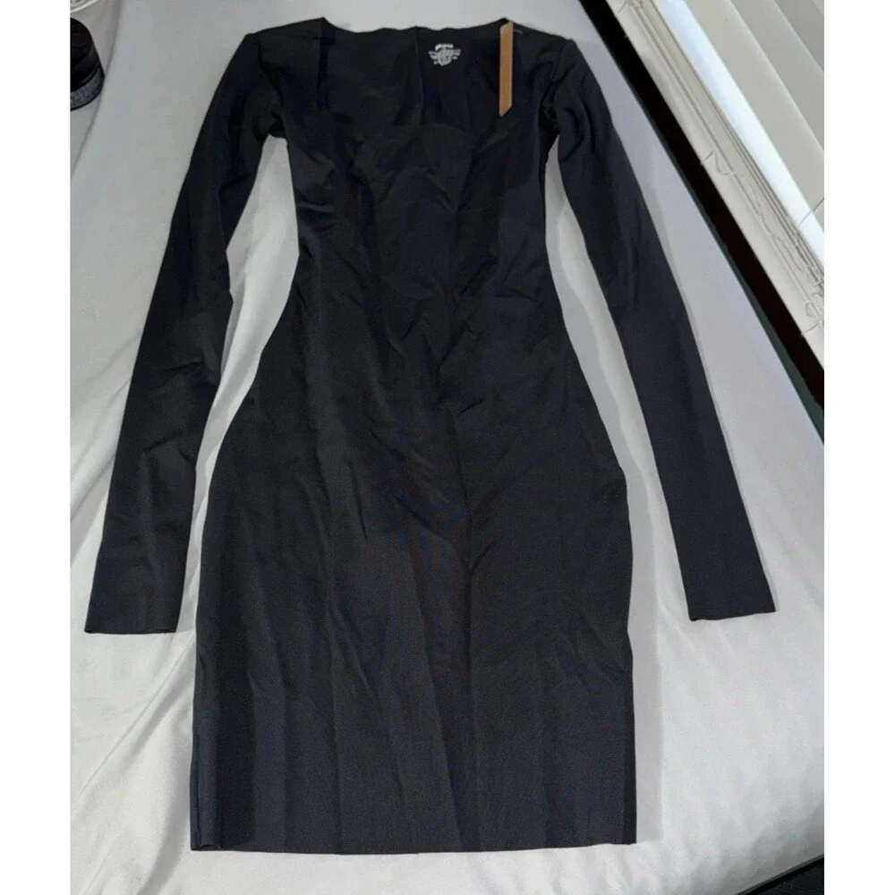 Skims Body Long Sleeve Dress - Picture 2 of 4
